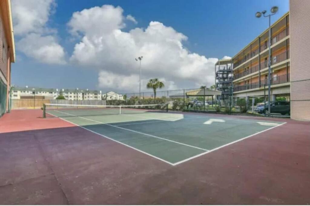 גלווסטון Sea-Renity Heated Pools Steps To The Beach מראה חיצוני תמונה